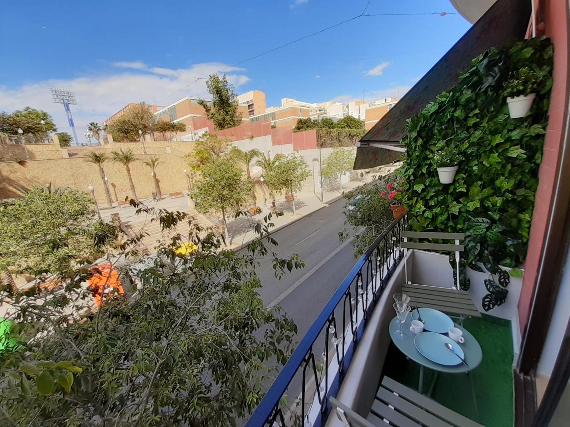 Good Energy Rooms Аликанте Экстерьер фото
